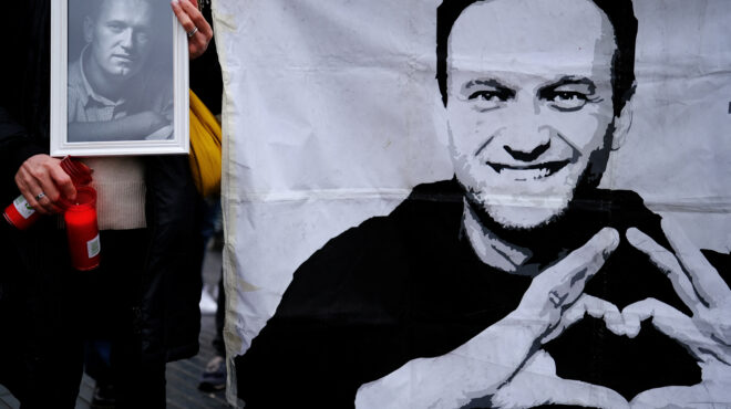 η-ηλεκτρονική-εκστρατεία-των-ρώσων-γι-562902838