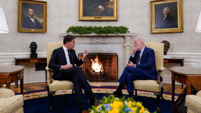 υπέρ-της-υποψηφιότητας-του-μαρκ-ρούτε-562896430