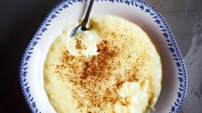 ρυζόγαλο-ζακύνθου-με-λεμόνι-και-κανέλ-562878148