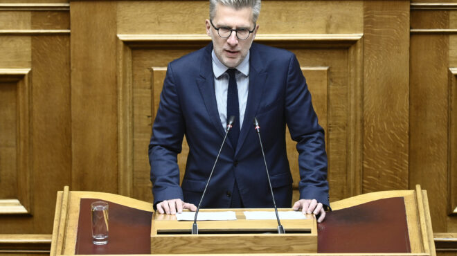 σκέρτσος-για-την-αγορά-εργασίας-καλύ-562878556