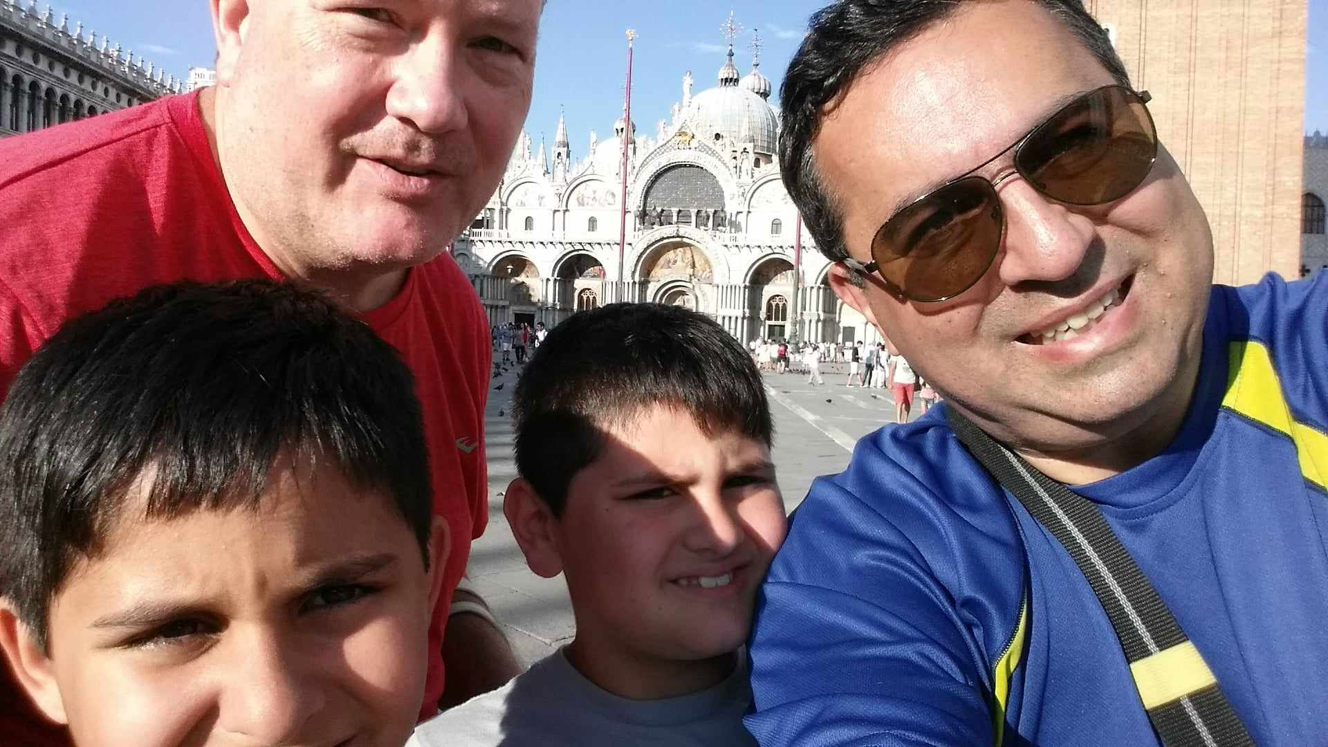 «Η πρώτη επιλογή ήταν η υιοθεσία»-1