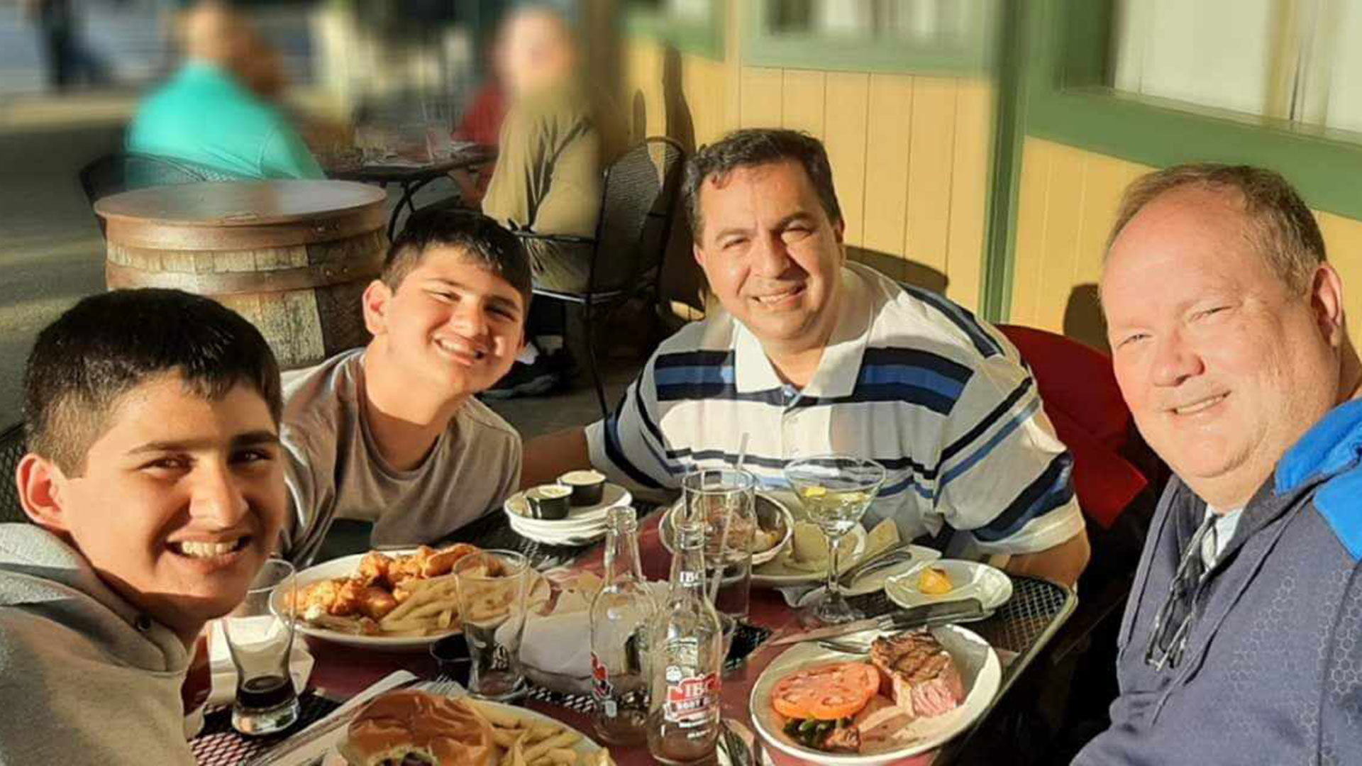 «Η πρώτη επιλογή ήταν η υιοθεσία»-4