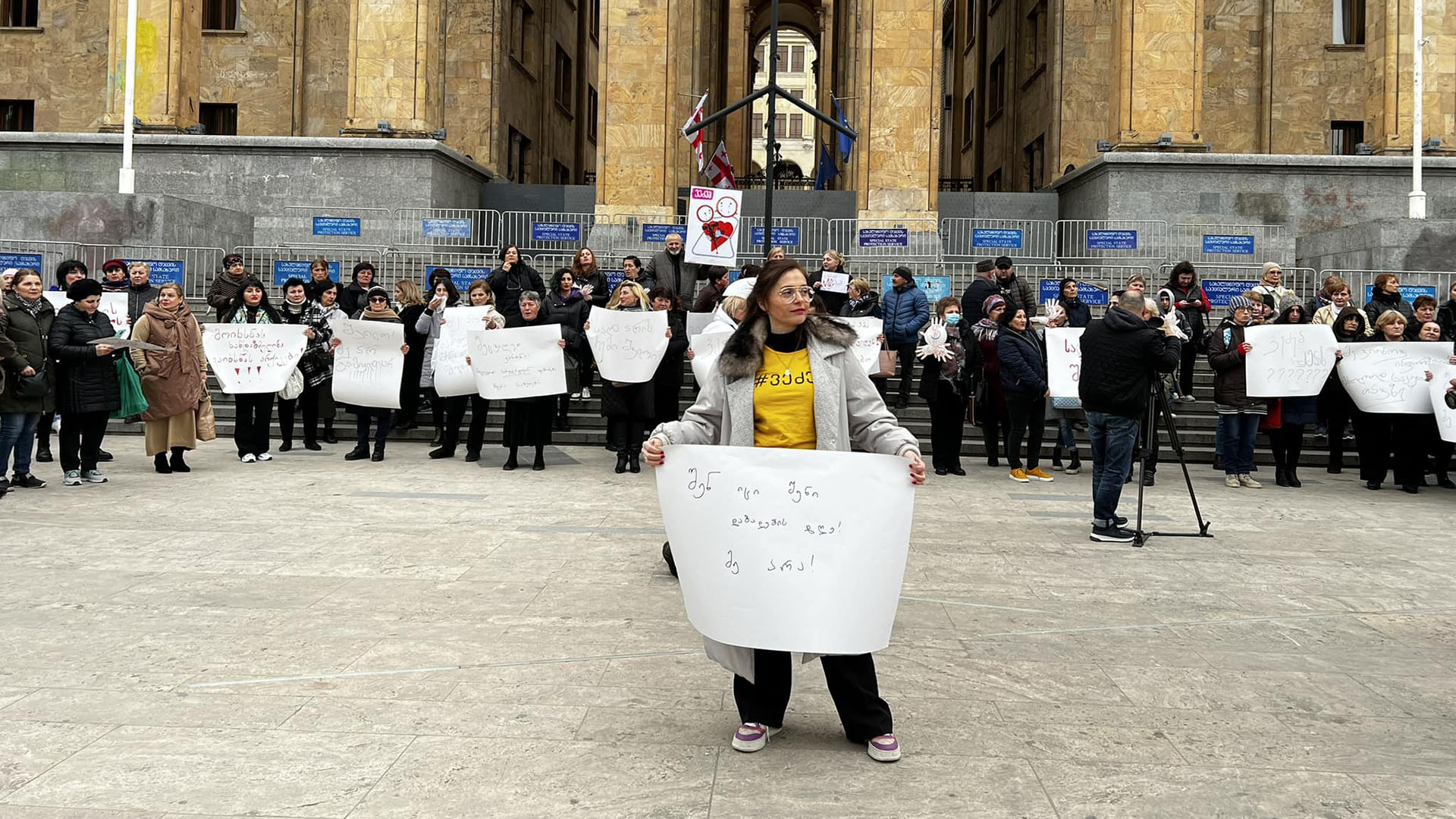 «Είμαι ένα από τα 130.000 κλεμμένα παιδιά της Γεωργίας»-5