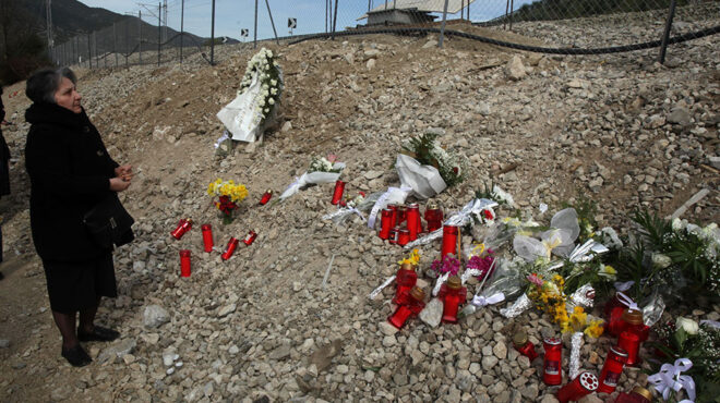 τέμπη-μνημόσυνο-στον-τόπο-της-τραγωδί-562906375