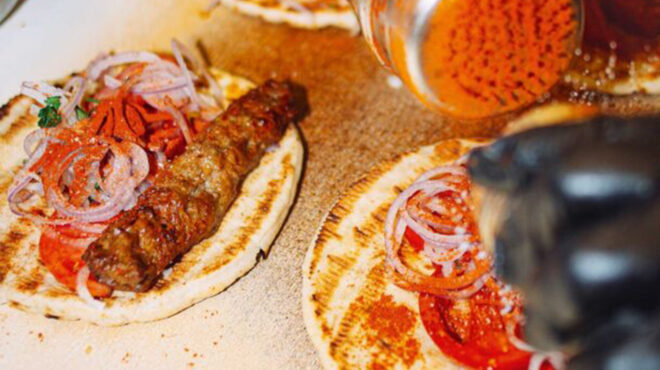 το-κεμπάπ-του-τόμας-562878748