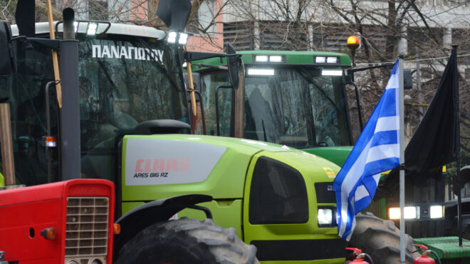 μπλόκο-των-αγροτών-στην-εο-θεσσαλονίκ-562878433