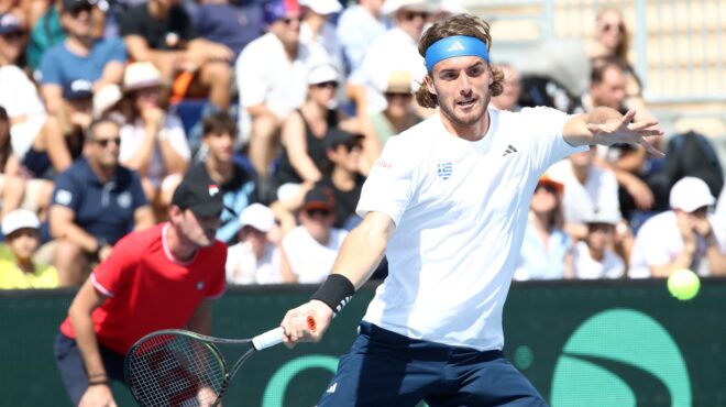 davis-cup-εύκολη-νίκη-του-τσιτσιπά-562865944