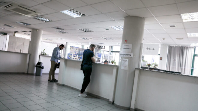 μια-δου-στο-κινητό-τηλέφωνο-κάθε-φορ-562938838