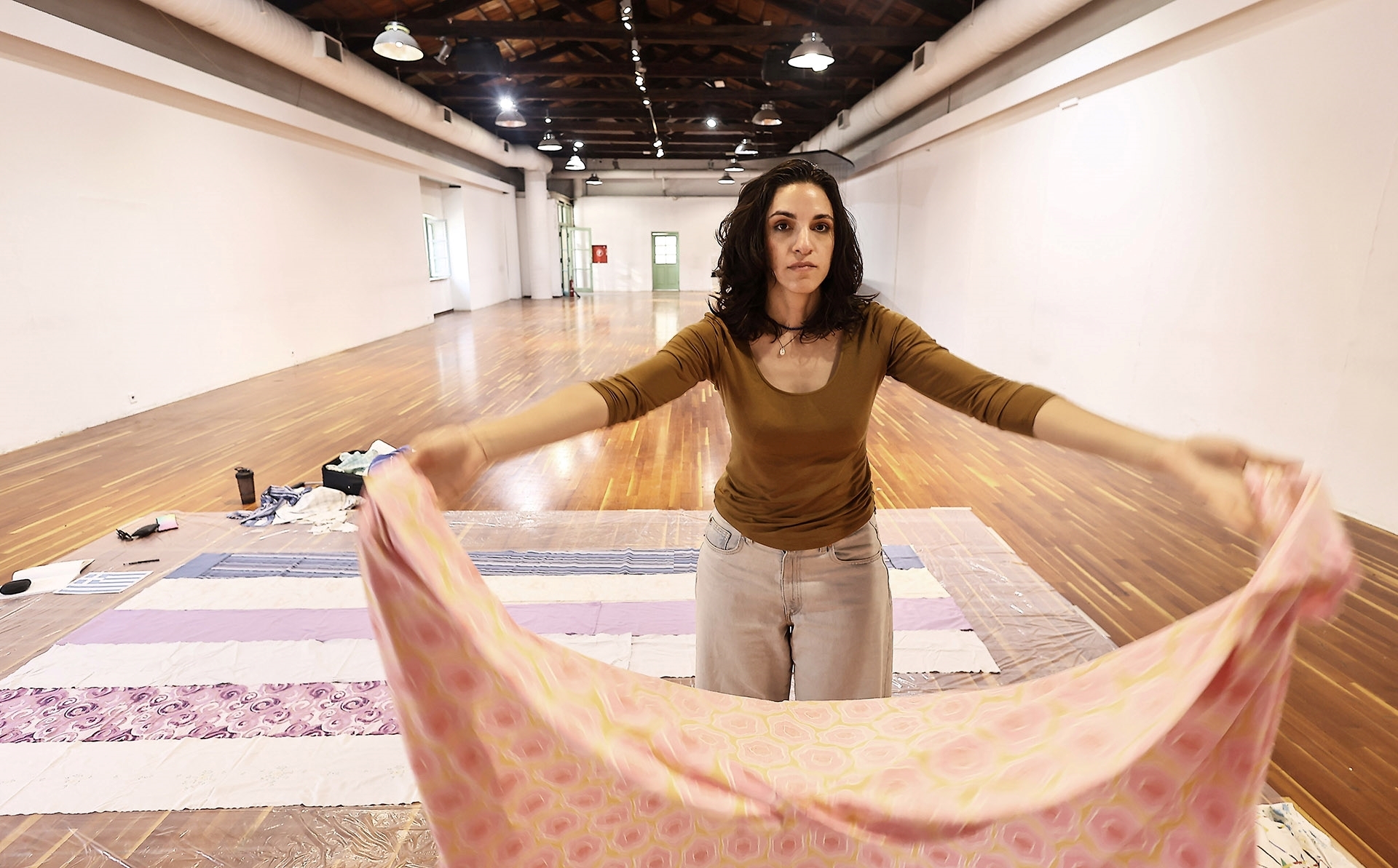 Η Γεωργία Λαλέ παρέλαβε τη «ροζ σημαία» σε μια πλαστική σακούλα-5