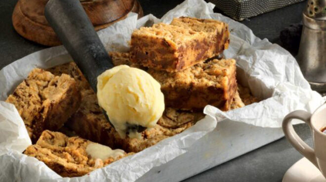 μπράουνις-με-σοκολάτα-και-φυστικοβού-562938559