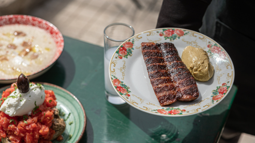 Πού πάμε για φαγητό και λιακάδα στην ανθισμένη Αθήνα-3