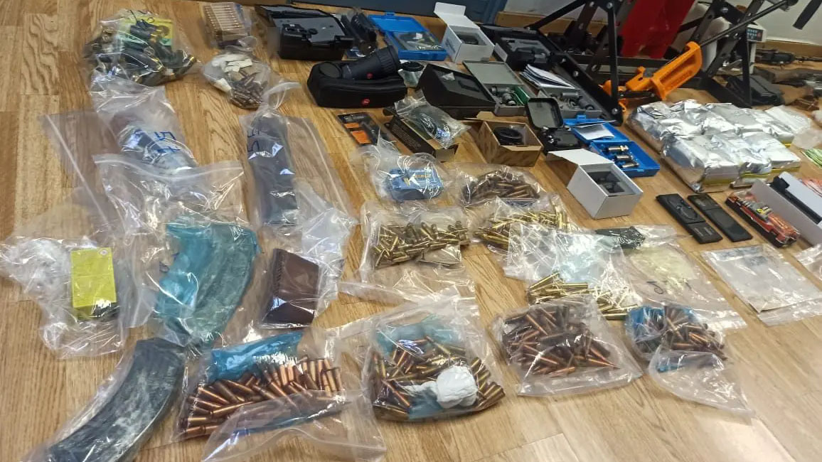 Πειραιάς: Το παρελθόν του 65χρονου με το εργαστήριο νόθευσης ναρκωτικών-2