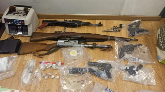 πειραιάς-το-παρελθόν-του-65χρονου-με-το-562922899