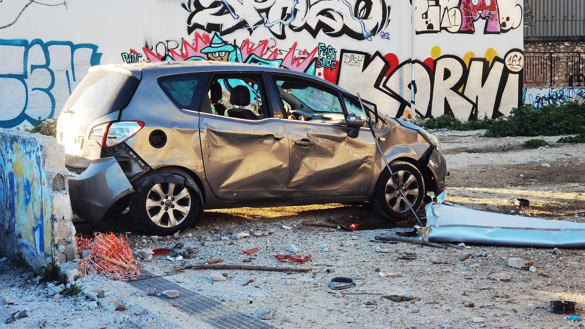 Πειραιάς: Βίντεο λίγα λεπτά μετά τη βομβιστική επίθεση σε πρατήριο καυσίμων-2