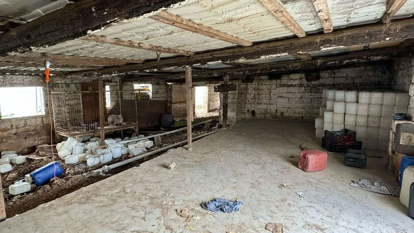 Νόθευαν και διακινούσαν καύσιμα και ποτά – 20 συλλήψεις, μεταξύ τους και ο «αρχηγός»-2