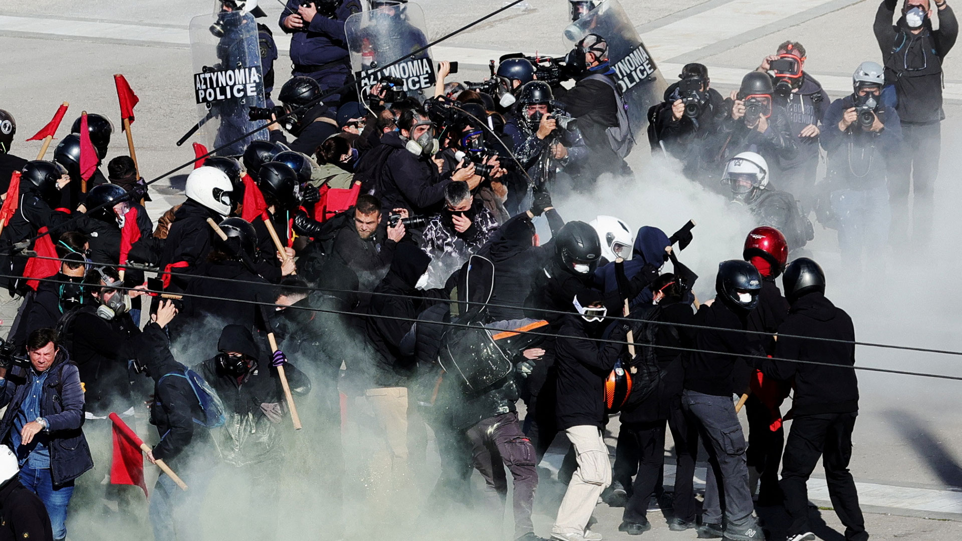 Μεγάλη συμμετοχή στο πανεκπαιδευτικό συλλαλητήριο – Επεισόδια και τραυματίες-5