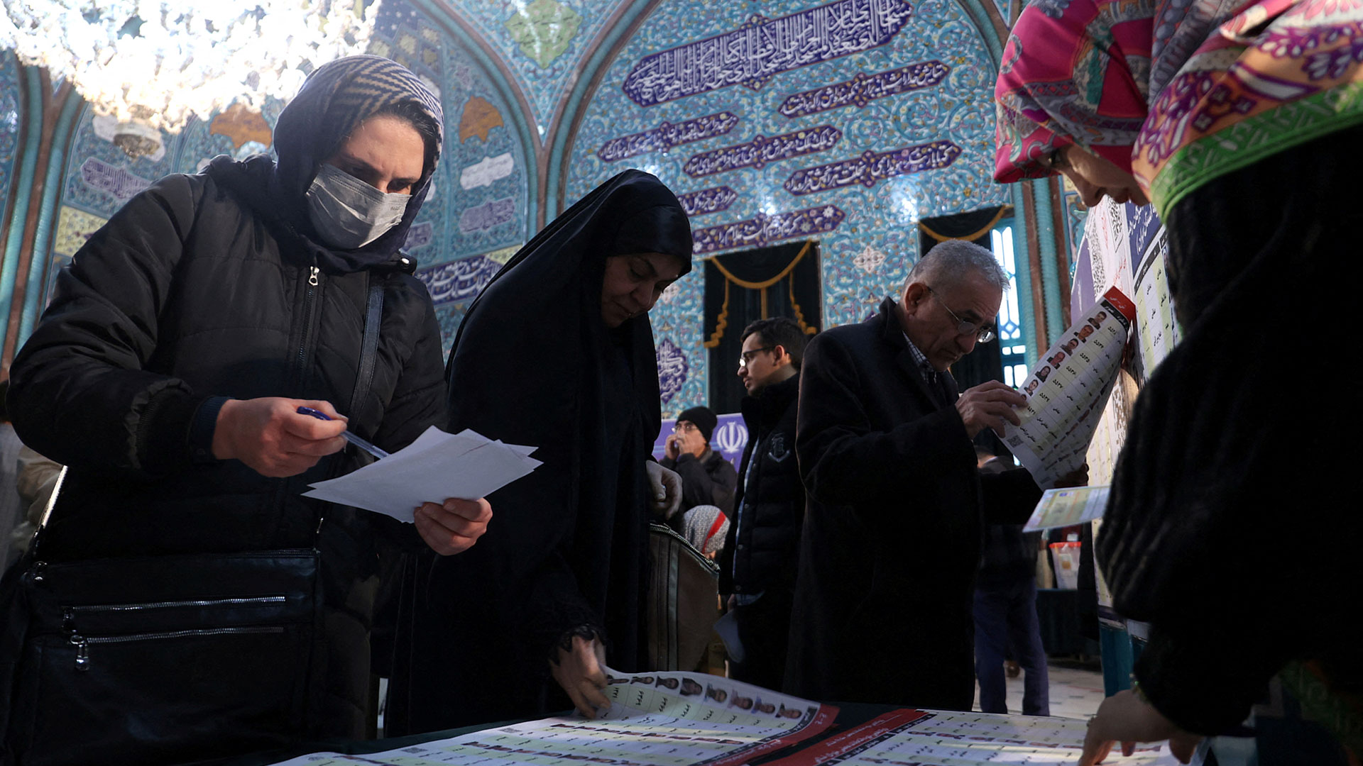 Εκλογές στο Ιράν: Αναμενόμενη νίκη των συντηρητικών και ρεκόρ αποχής-2