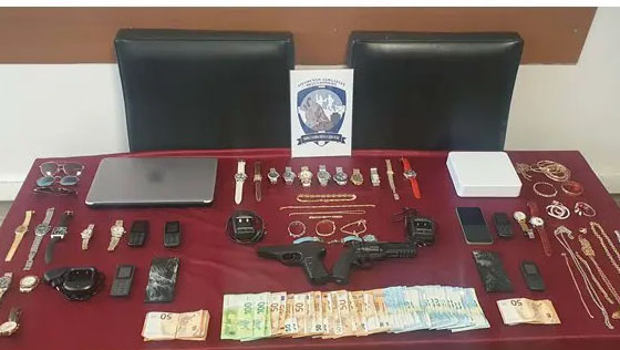 εκλεβαν-σπίτια-επιχειρήσεις-και-πινα-562920469