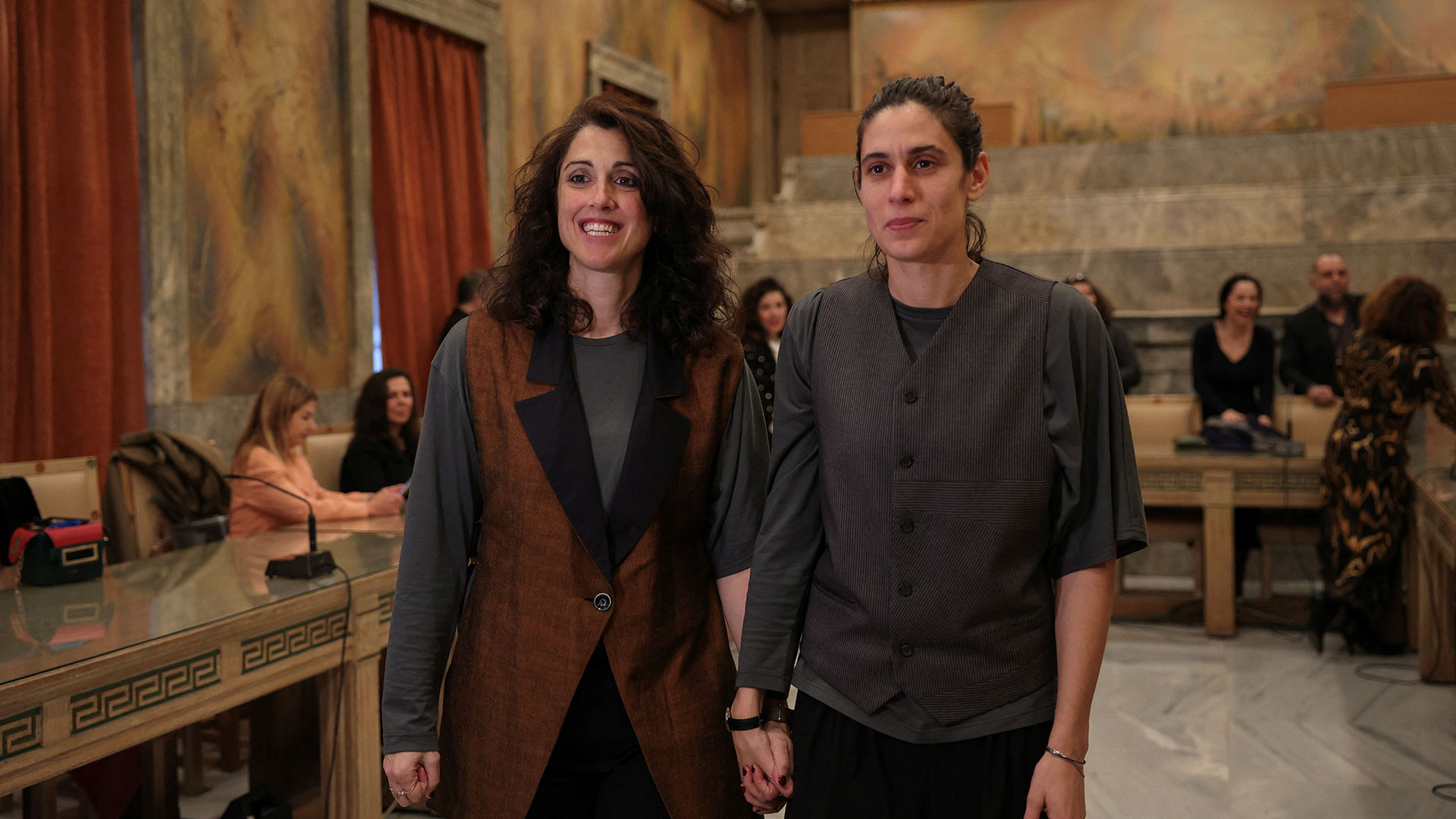 Ο πρώτος γάμος ομόφυλων γυναικών στην Ελλάδα-1