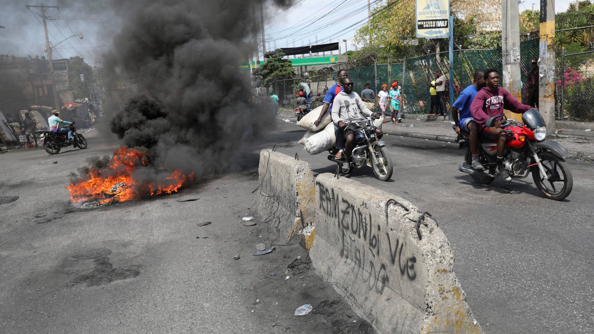 Ποιοι σπέρνουν τον όλεθρο στην Αϊτή;-1