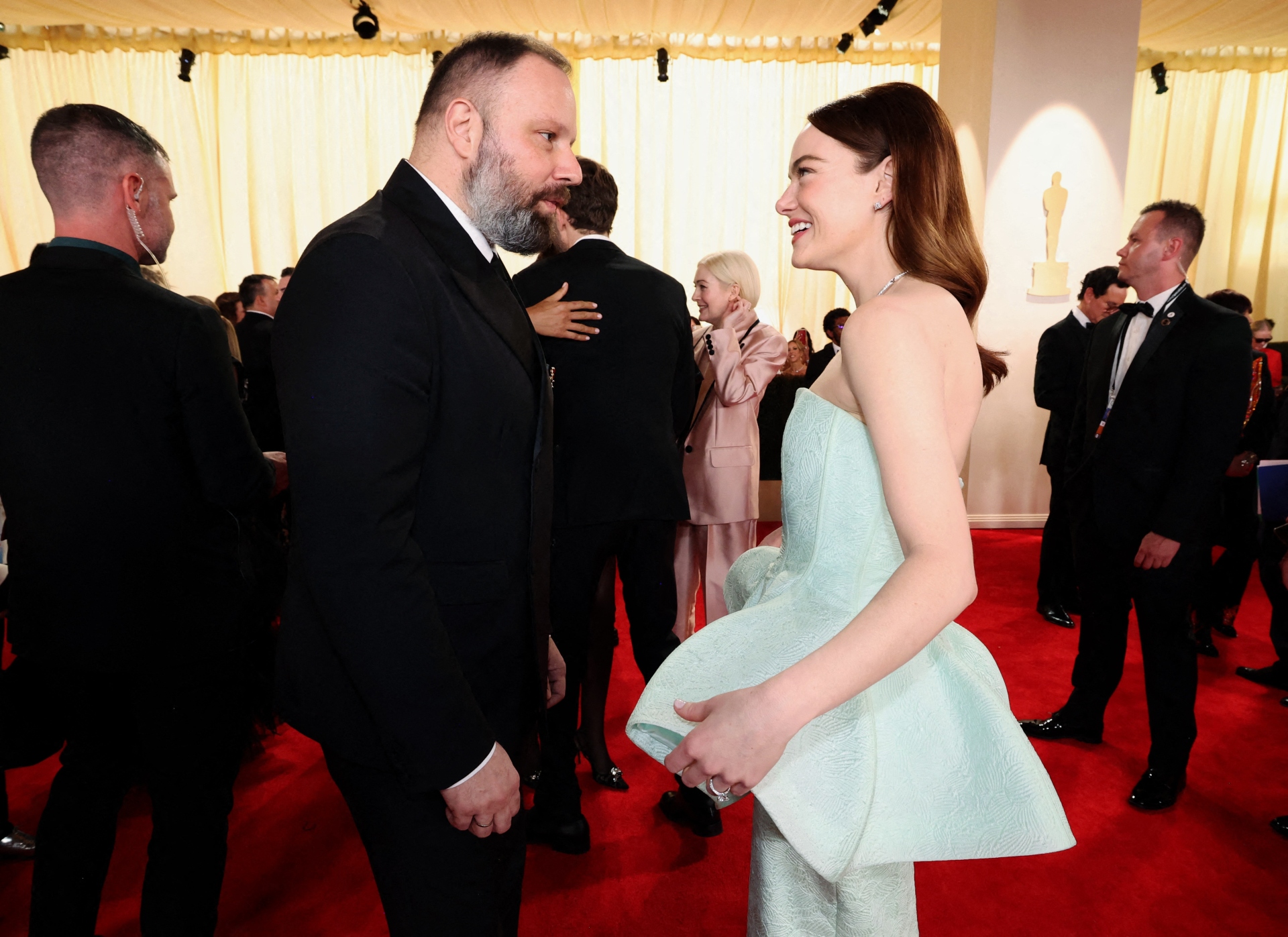 μετά-την-εμα-στόουν-τι-562934287