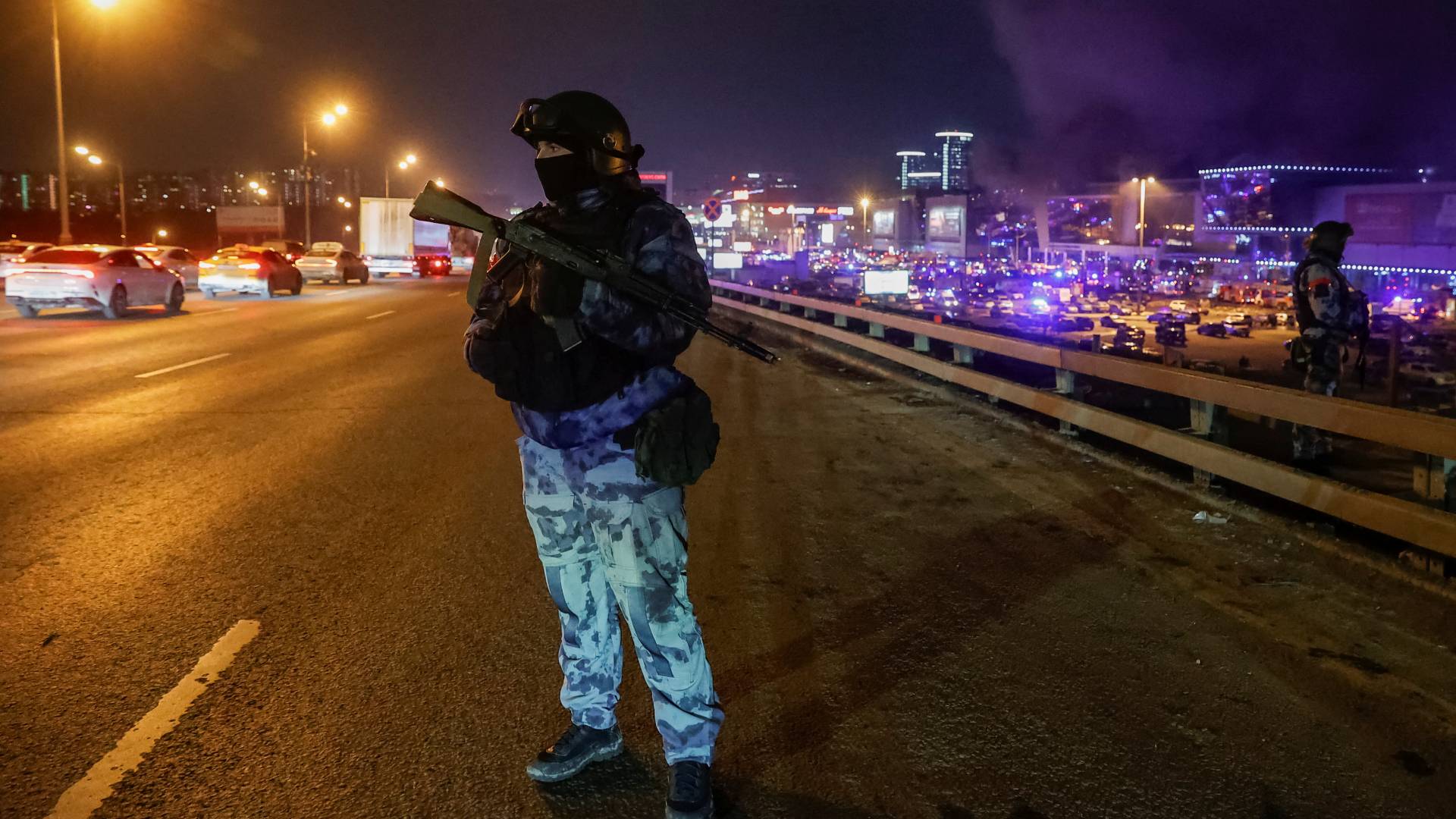 Μακελειό στη Μόσχα: Τουλάχιστον 60 νεκροί – Φόβοι για αύξηση του αριθμού των θυμάτων-1