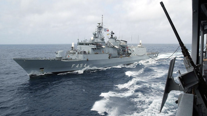 υδρα-λεπτό-προς-λεπτό-η-αναχαίτιση-τ-562930636