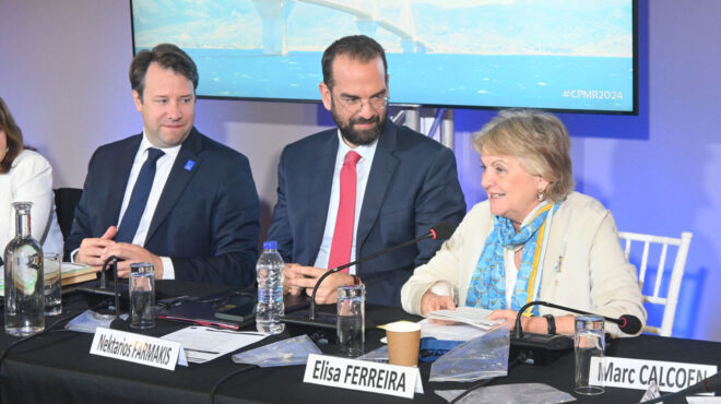 ελίζα-φερέιρα-πρέπει-να-υπηρετήσουμ-562945183