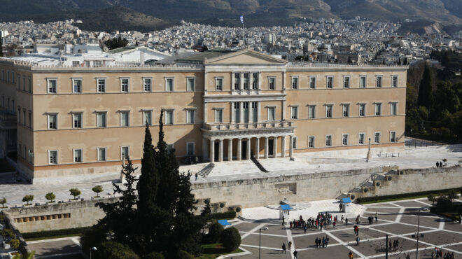 μέλη-του-ρουβίκωνα-εισήλθαν-στο-προαύ-562957984