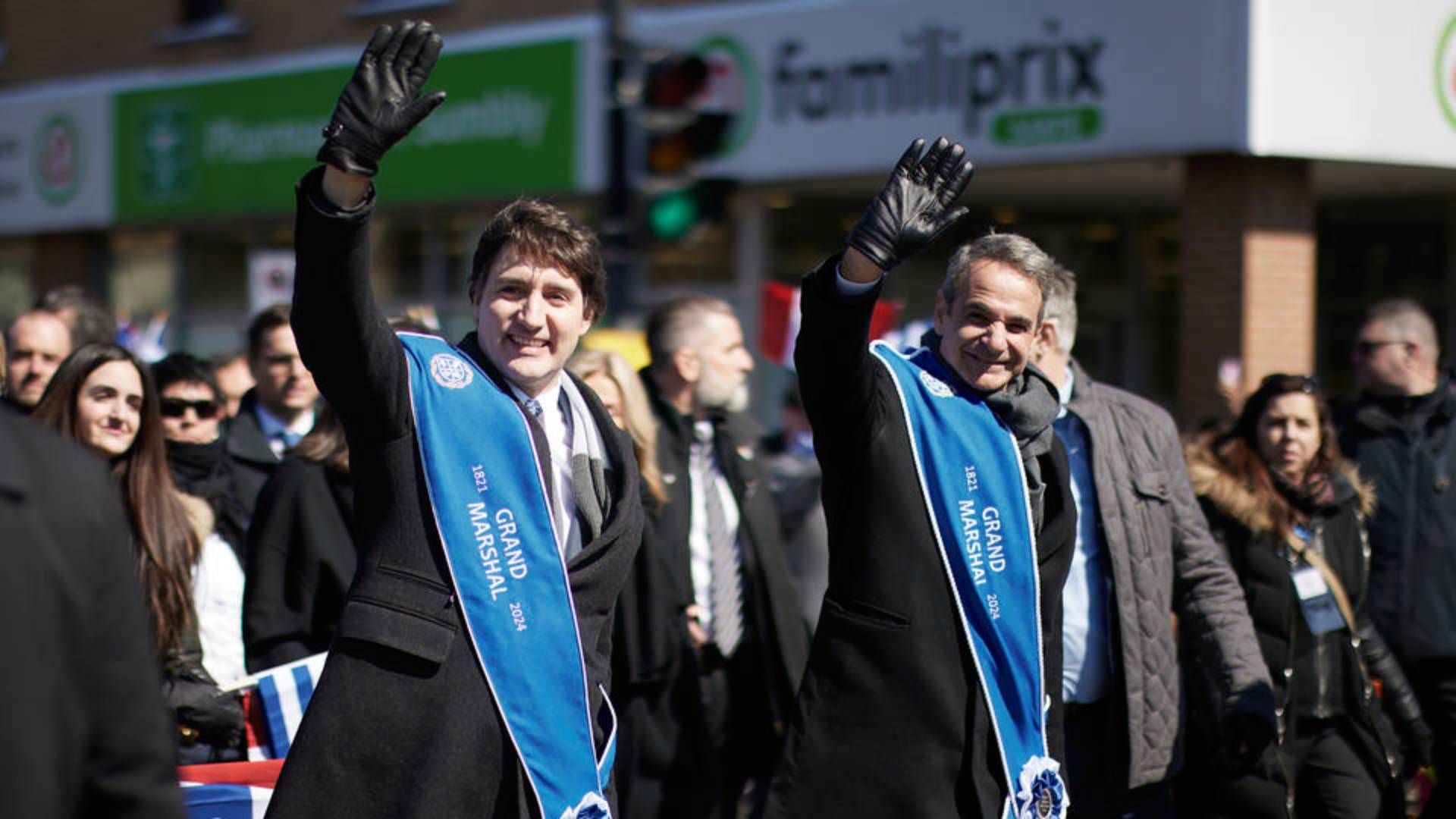 Μόντρεαλ: Μητσοτάκης – Τριντό παρακολούθησαν την παρέλαση της 25ης Μαρτίου (βίντεο)-1