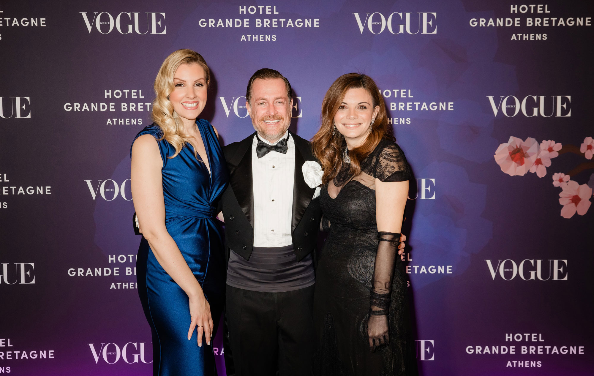 Αναβίωσε με λαμπρότητα ο «Χορός της Αμυγδαλιάς» στη «Μεγάλη Βρεταννία»-2