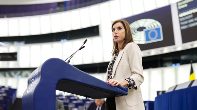 αννα-μισέλ-ασημακοπούλου-η-πρώτη-αντί-562915114