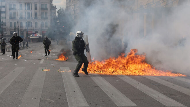 συνελήφθη-36χρονος-για-επίθεση-με-μολότ-562925719
