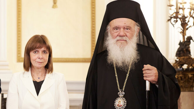 εκκλησία-το-σχίσμα-με-την-πολιτεία-μ-562930165