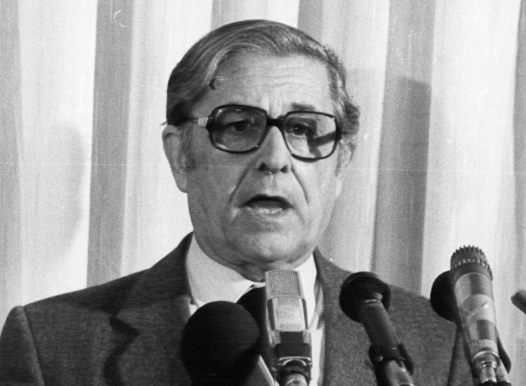 Πολιτική οικονομικού λαϊκισμού-2