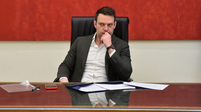 συριζα-σενάρια-για-είσοδο-κασσελάκη-σ-562918195