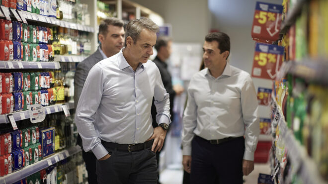 αυτοψία-μητσοτάκη-σε-σούπερ-μάρκετ-η-562916446