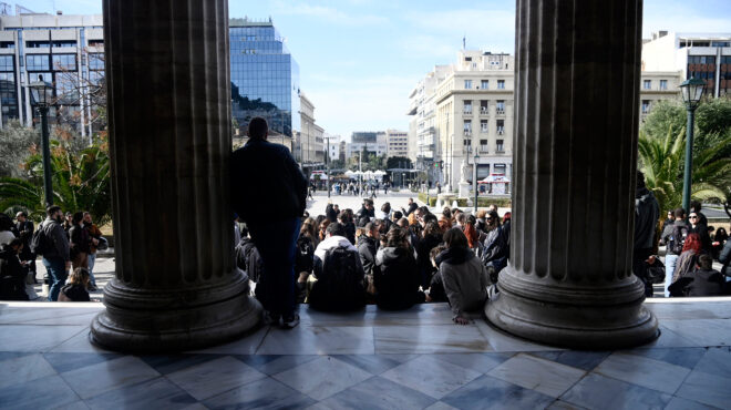 κατάληψη-της-πρυτανείας-του-εκπα-από-φ-562920391