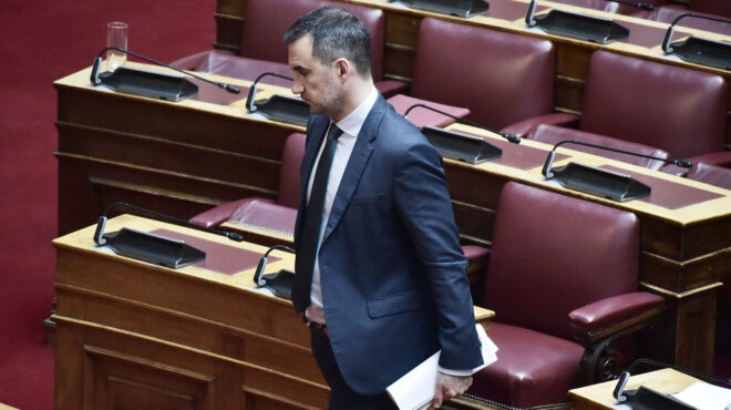 μικροί-εμφύλιοι-μεταξύ-των-κομμάτων-τ-562922356