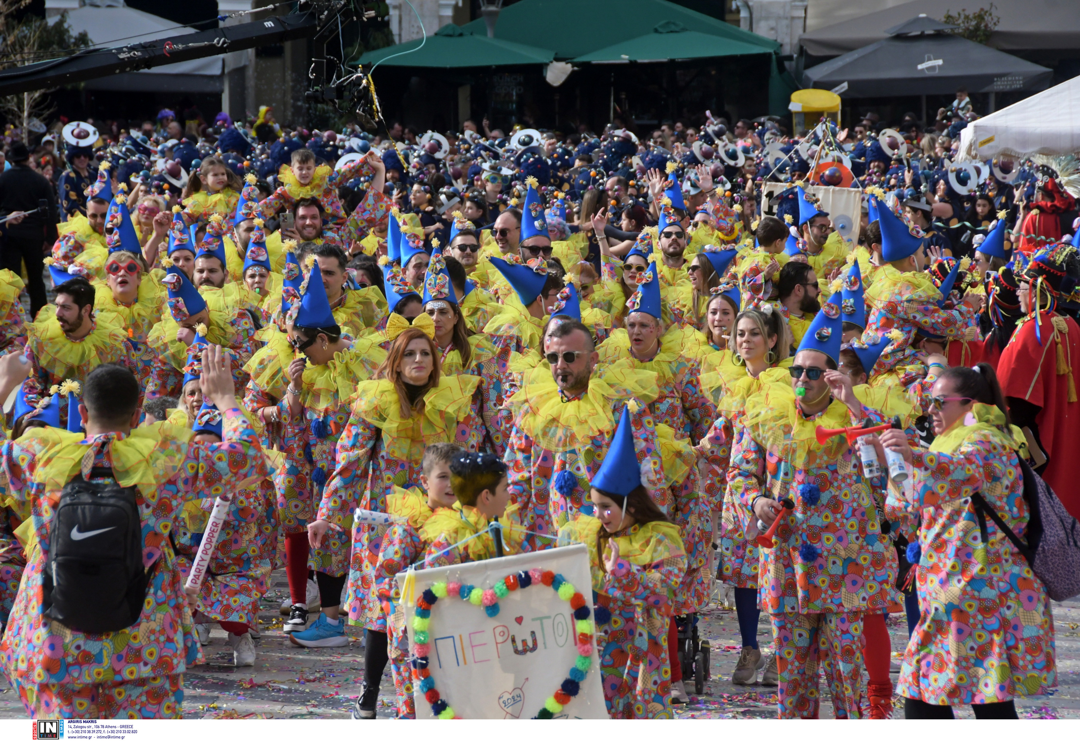 Αποκριάτικο υπερθέαμα στην Πάτρα: Εξι ώρες γιορτής με πάνω από 60.000 καρναβαλιστές-8