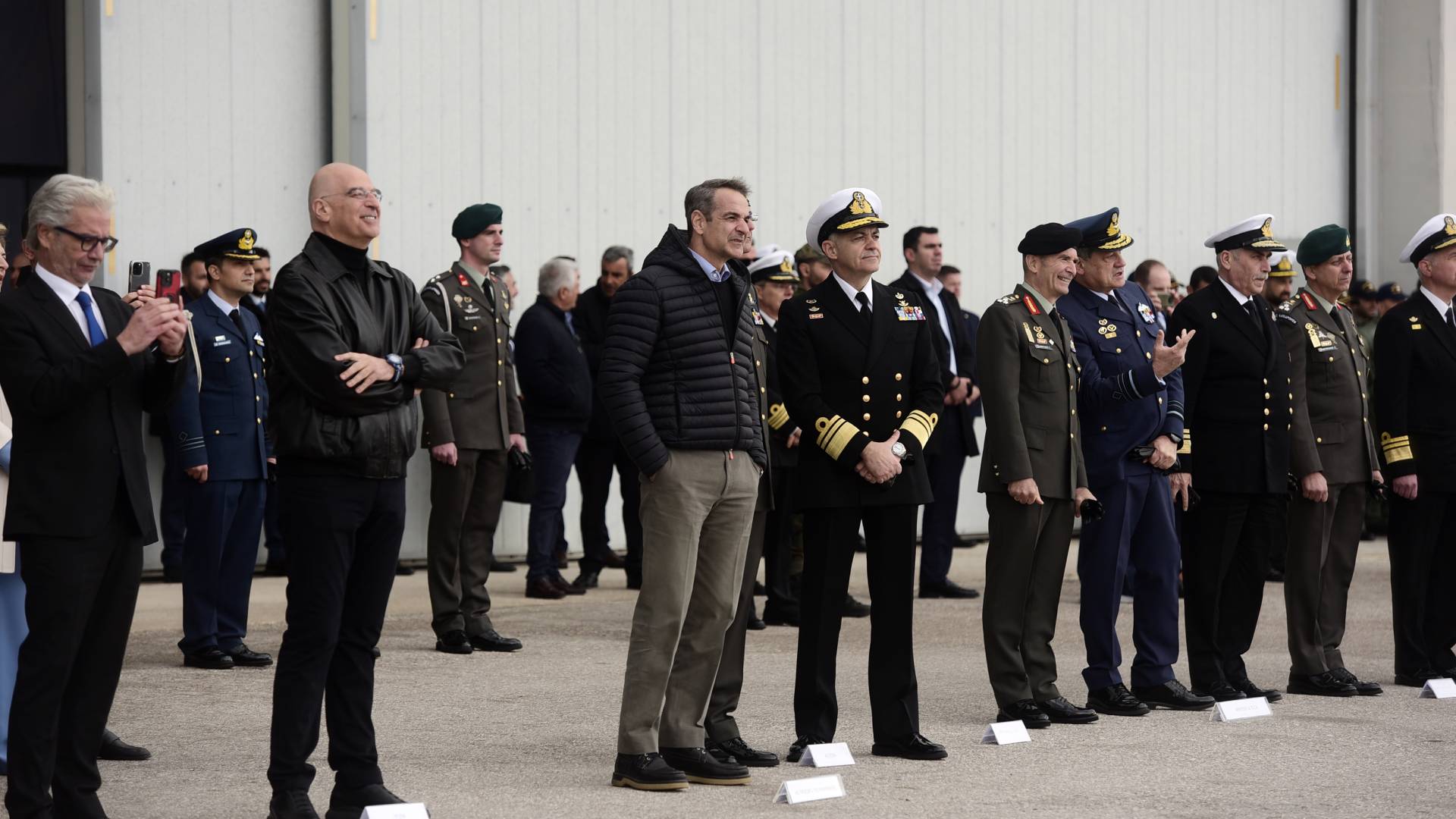 Πολεμικό Ναυτικό: Παραδόθηκαν τα τρία νέα ελικόπτερα Romeo MH-60R Seahawk-1