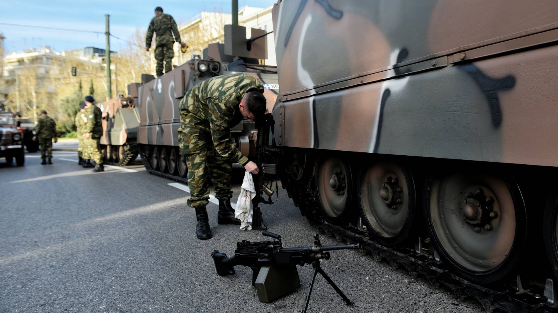 25η Μαρτίου: Ποιοι δρόμοι θα είναι κλειστοί στην Αθήνα λόγω της στρατιωτικής παρέλασης-4
