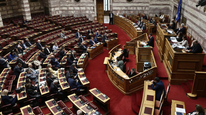 πρόταση-δυσπιστίας-με-υπογραφές-από-4-κ-562949746