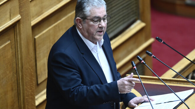 δ-κουτσούμπας-το-κκε-καταθέτει-καθημε-562951192