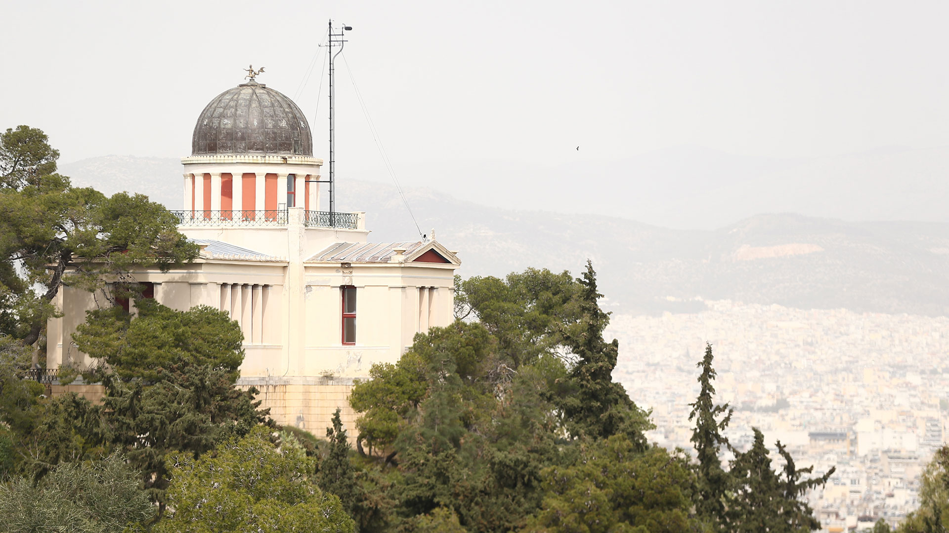 Η αφρικανική σκόνη «σκέπασε» τη νότια Ελλάδα-12