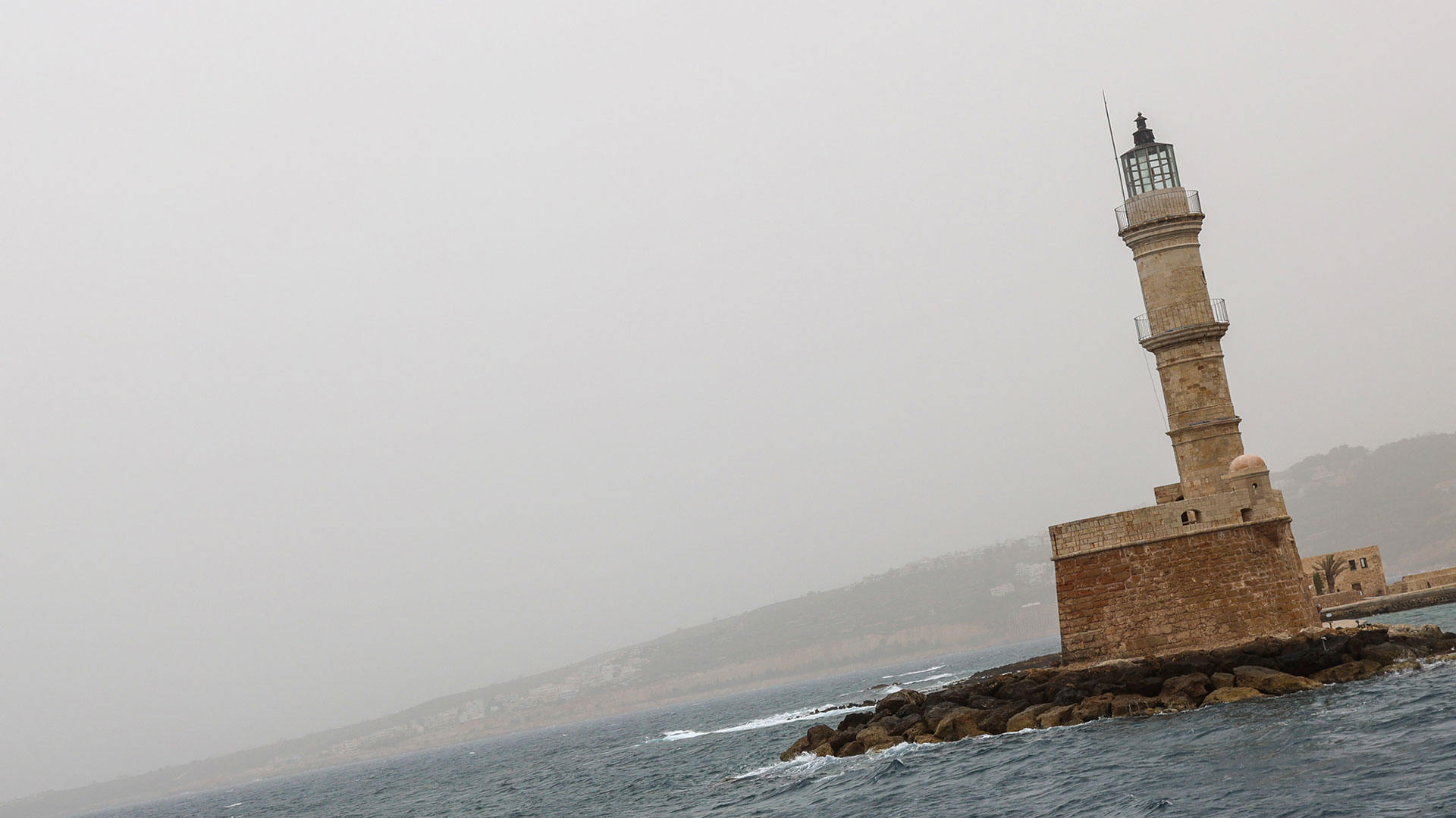 Η αφρικανική σκόνη «σκέπασε» τη νότια Ελλάδα-7