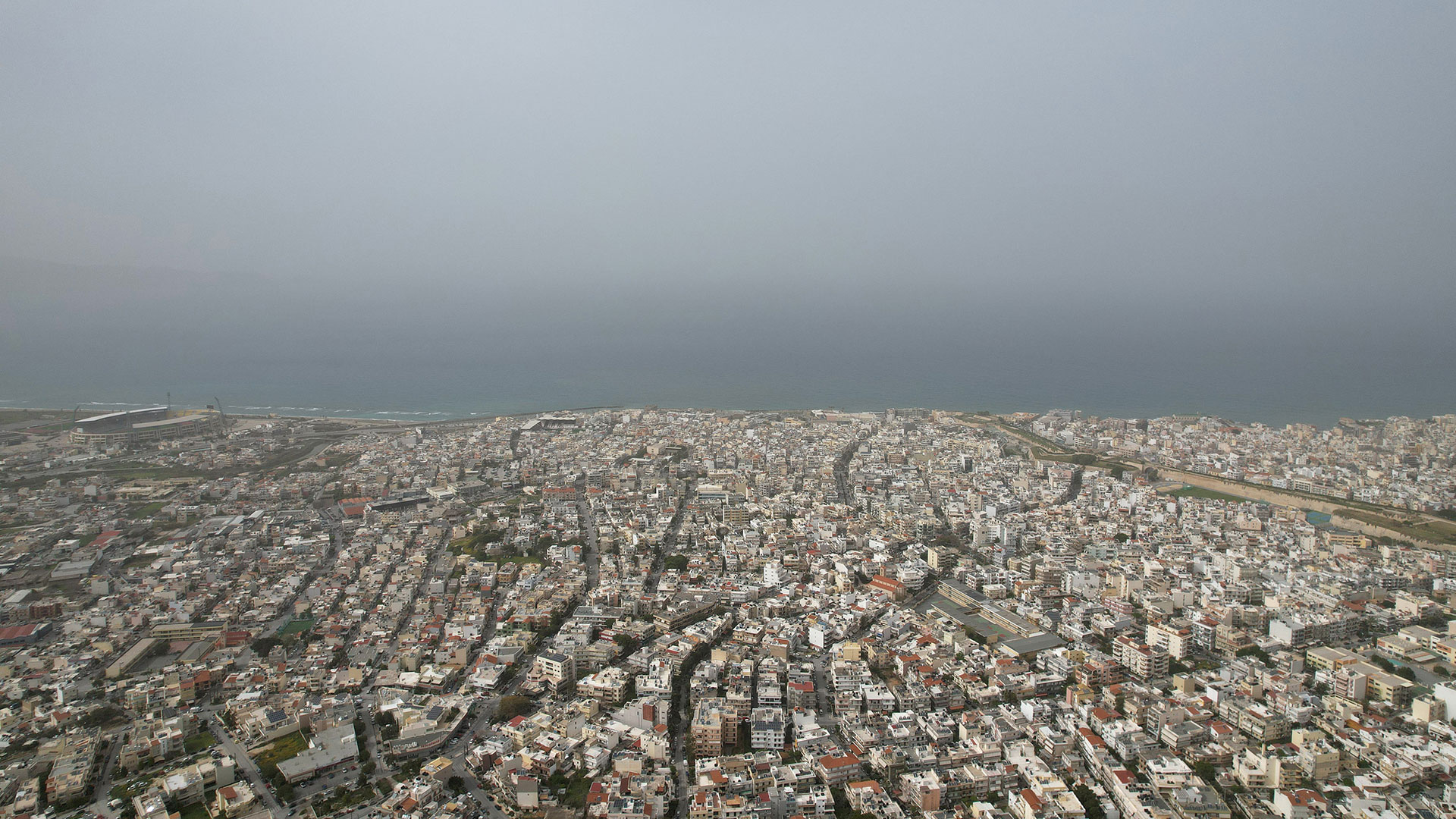 Η αφρικανική σκόνη «σκέπασε» τη νότια Ελλάδα-4