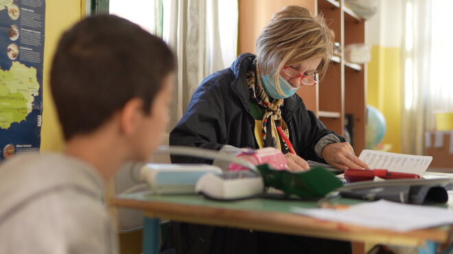 μια-ανοιχτή-αγκαλιά-για-τα-παιδιά-κα-562952839