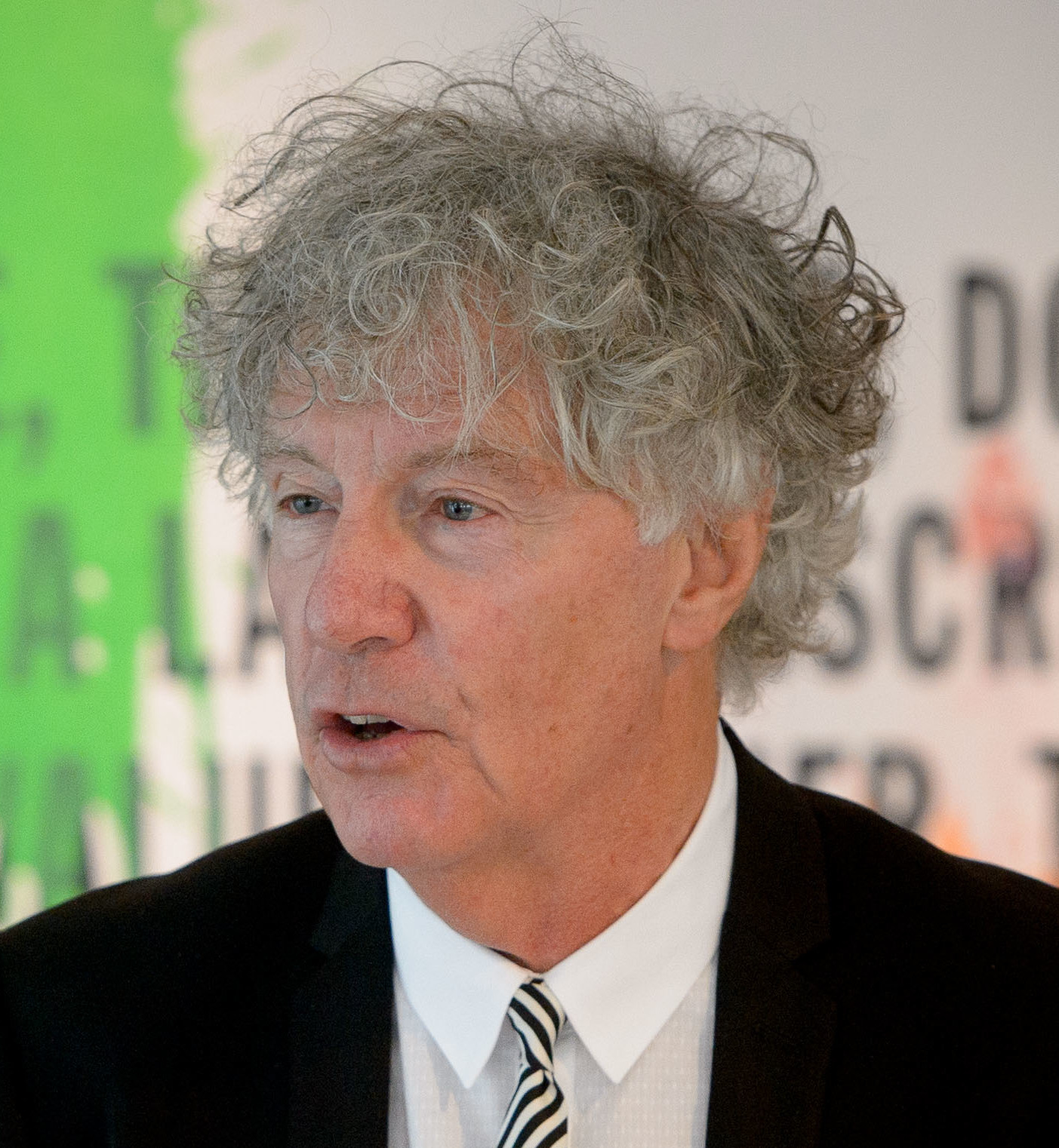 Τζον Κιν στην «Κ»: Πούτιν και Σι μιλούν για δημοκρατία-2