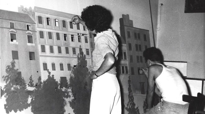 στη-σκιά-πανταχού-παρούσα-562951108